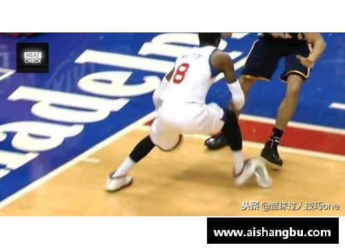 美高梅MGM官网NBA穿坏球鞋的瞬间：马努球鞋“开口笑”，库里后撤步球鞋变形 - 副本